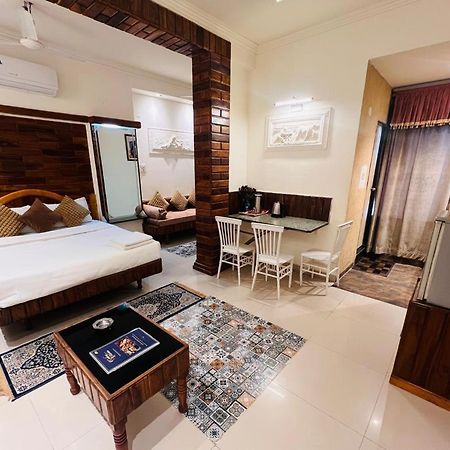 Hotel The Galaxy جبلبور المظهر الخارجي الصورة